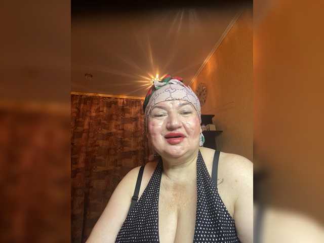 SVETIKBOMBOCHKA's BongaCams show and profile