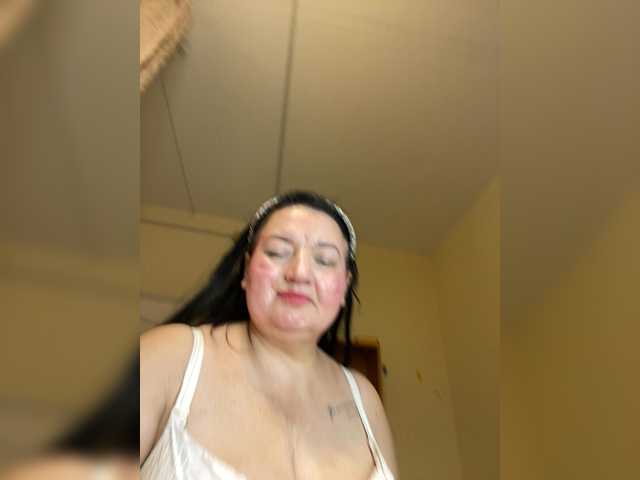 SVETIKBOMBOCHKA's BongaCams show and profile