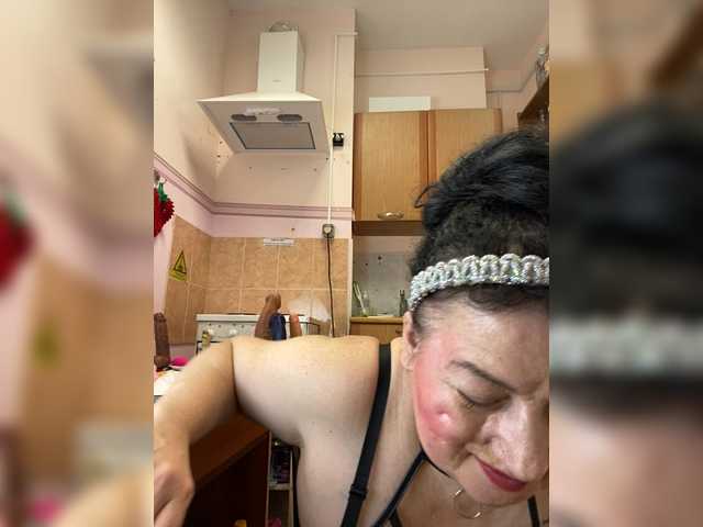 видео SVETIKBOMBOCHKA