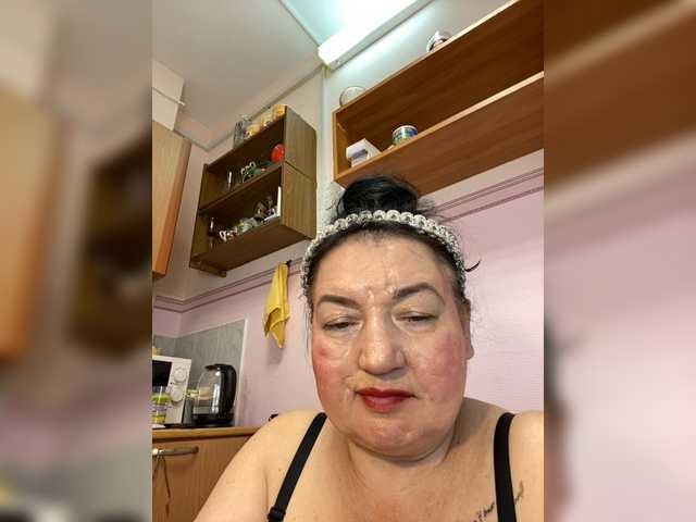 SVETIKBOMBOCHKA's BongaCams show and profile