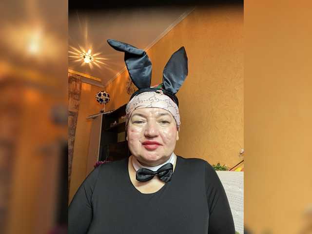 SVETIKBOMBOCHKA's BongaCams show and profile