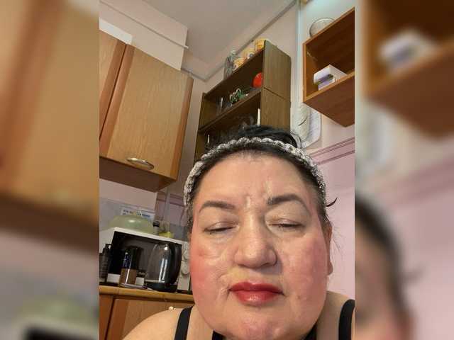 SVETIKBOMBOCHKA's BongaCams show and profile