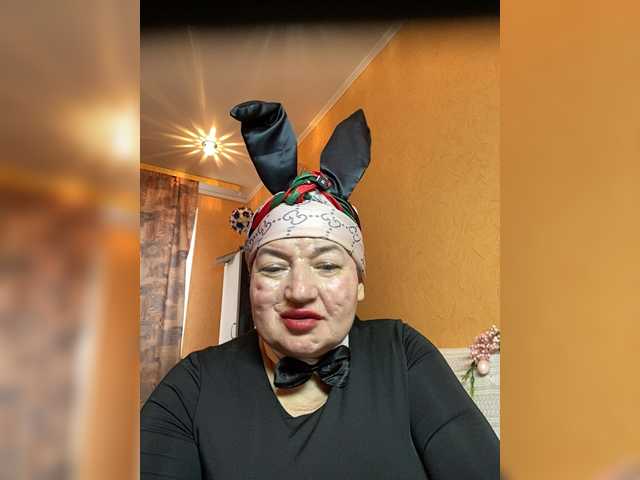 SVETIKBOMBOCHKA's BongaCams show and profile