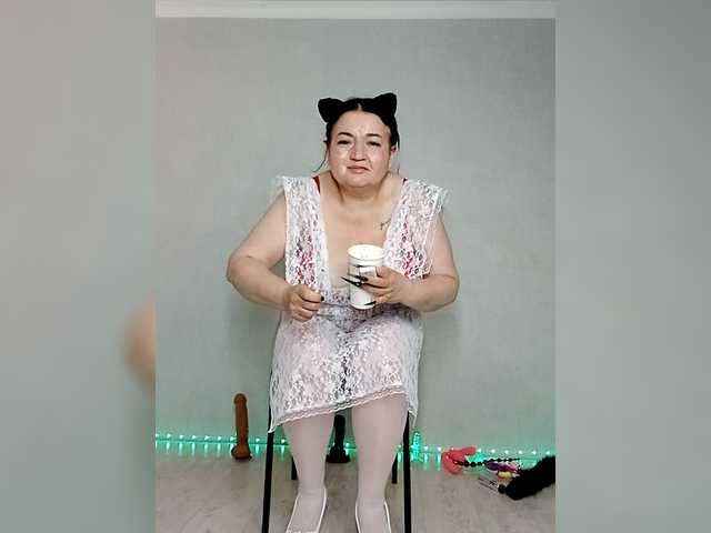 SVETIKBOMBOCHKA live cam