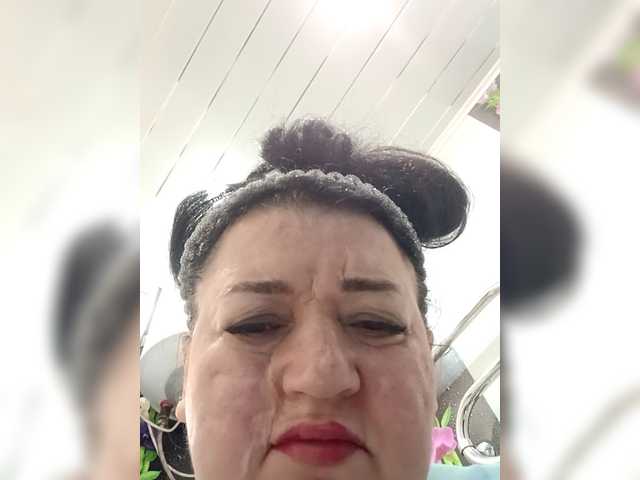 SVETIKBOMBOCHKA – webcam model profile photo