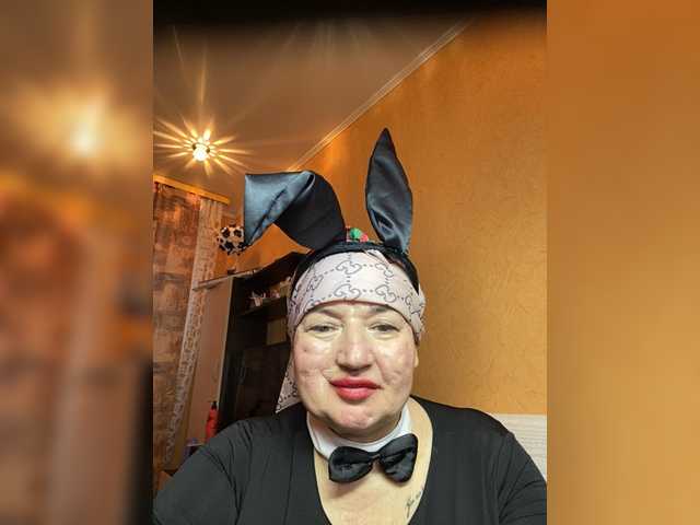 SVETIKBOMBOCHKA's BongaCams show and profile