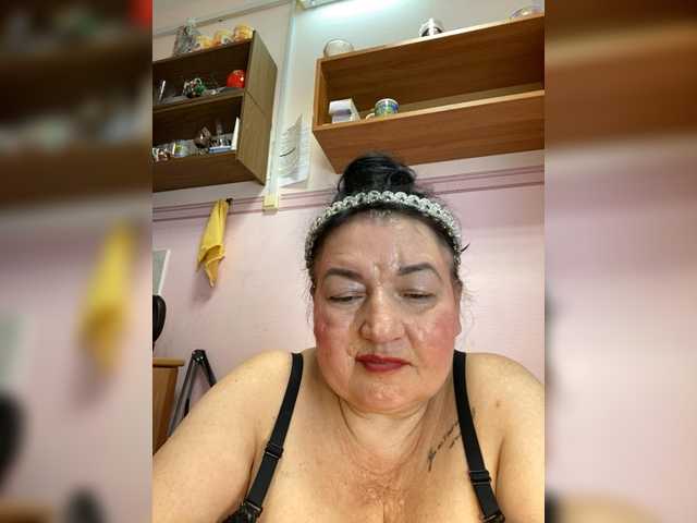 видео SVETIKBOMBOCHKA