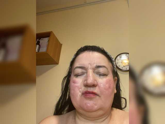 SVETIKBOMBOCHKA's BongaCams show and profile