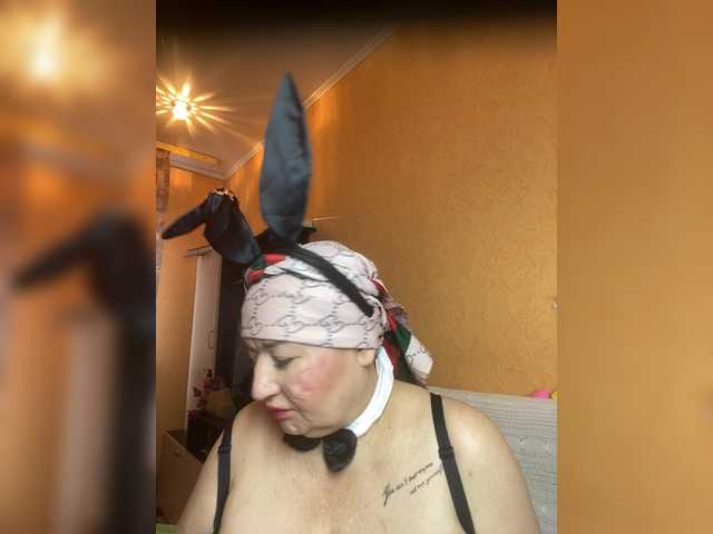 SVETIKBOMBOCHKA's BongaCams show and profile