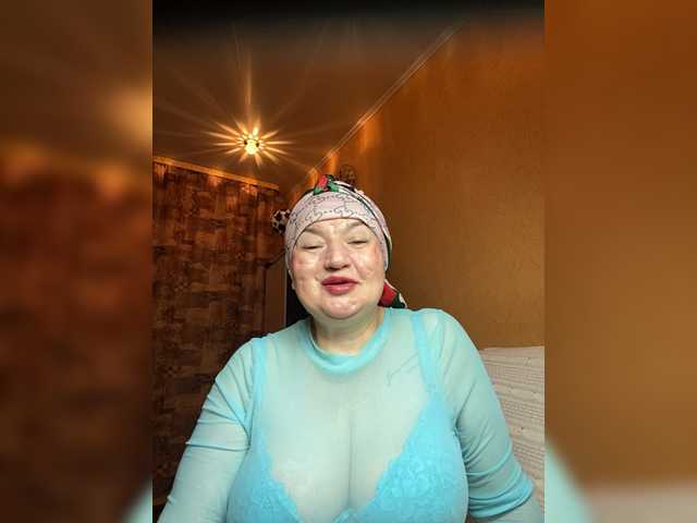 SVETIKBOMBOCHKA's BongaCams show and profile