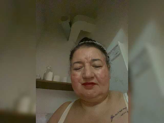 SVETIKBOMBOCHKA's BongaCams show and profile