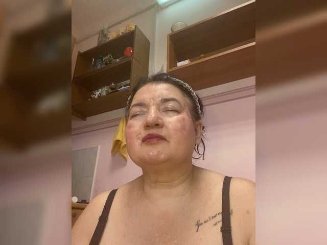 SVETIKBOMBOCHKA's BongaCams show and profile