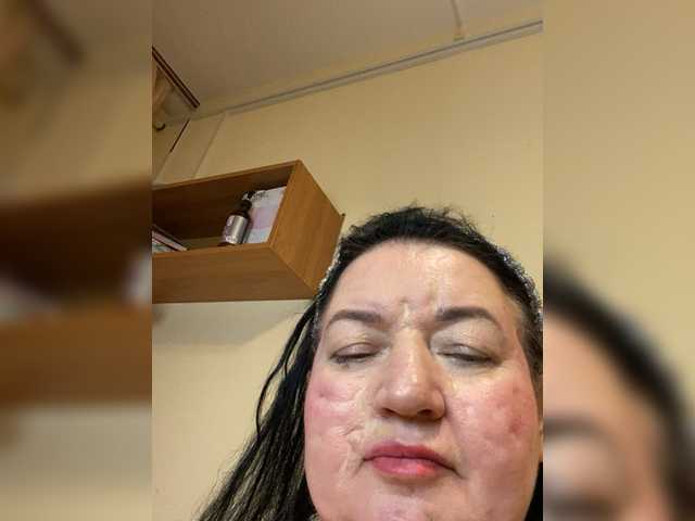 SVETIKBOMBOCHKA's BongaCams show and profile