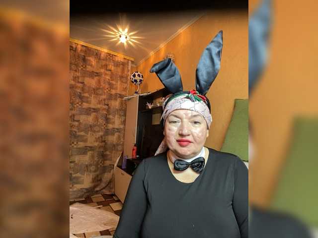 SVETIKBOMBOCHKA's BongaCams show and profile