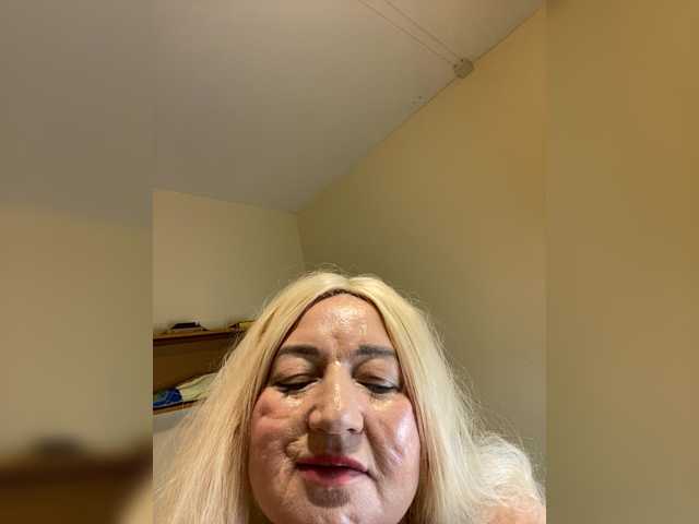 SVETIKBOMBOCHKA from BongaCams is Freechat