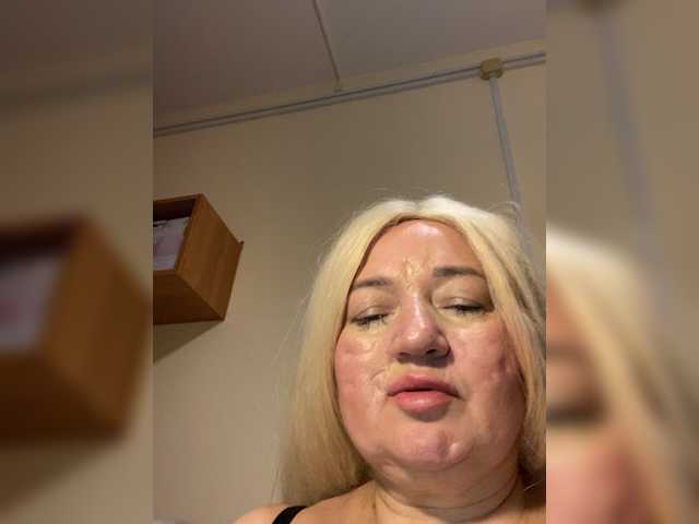 SVETIKBOMBOCHKA – webcam model profile photo