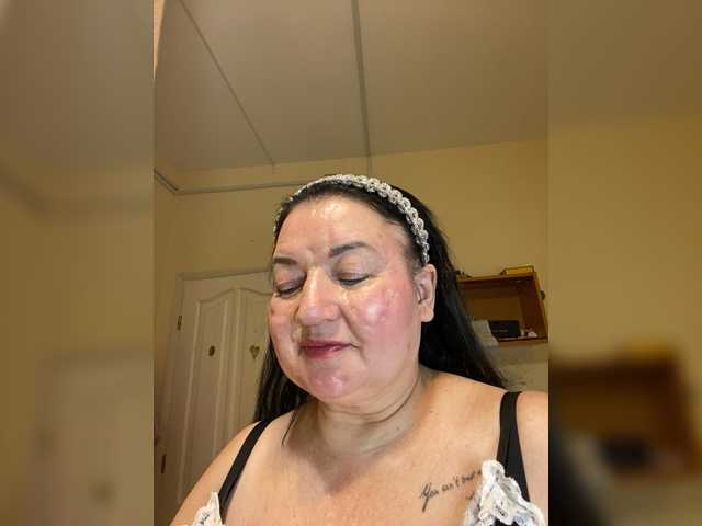 SVETIKBOMBOCHKA's BongaCams show and profile