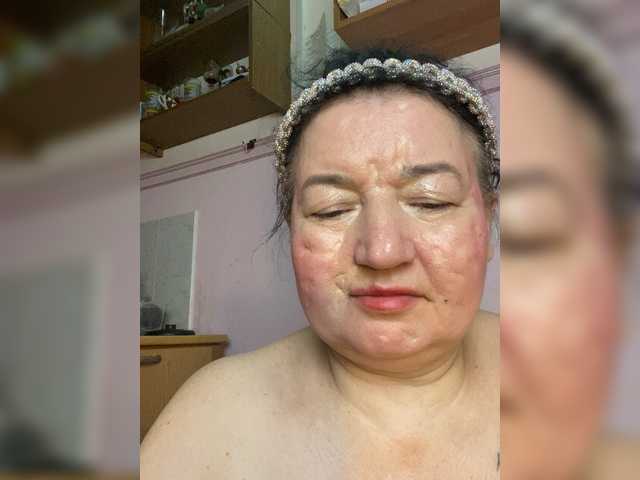 SVETIKBOMBOCHKA's BongaCams show and profile