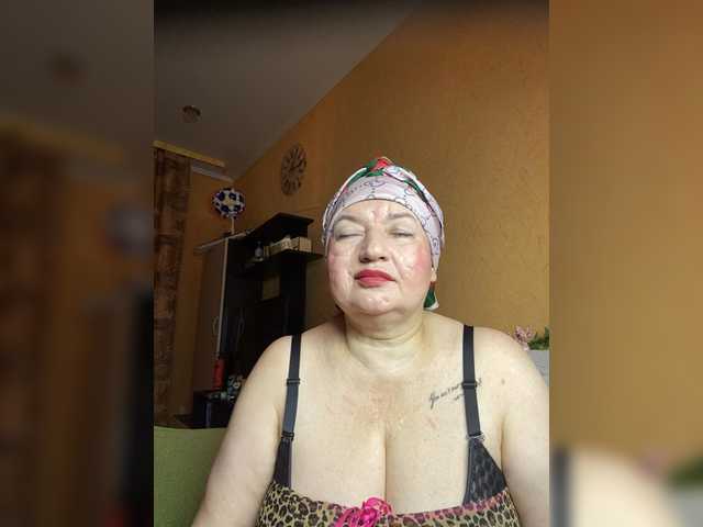 SVETIKBOMBOCHKA's BongaCams show and profile