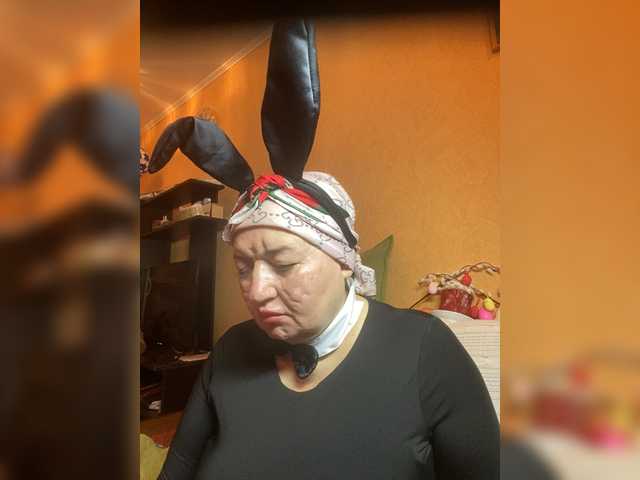 SVETIKBOMBOCHKA's BongaCams show and profile