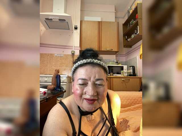 видео SVETIKBOMBOCHKA