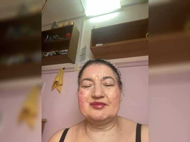 SVETIKBOMBOCHKA's BongaCams show and profile