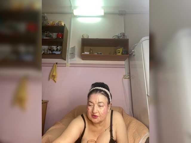 SVETIKBOMBOCHKA's BongaCams show and profile