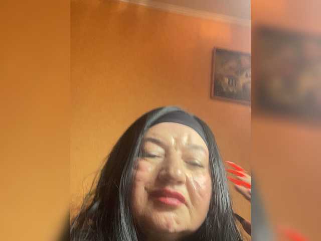 SVETIKBOMBOCHKA's BongaCams show and profile