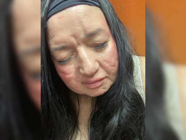 SVETIKBOMBOCHKA's BongaCams show and profile