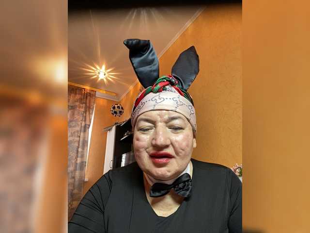 SVETIKBOMBOCHKA's BongaCams show and profile