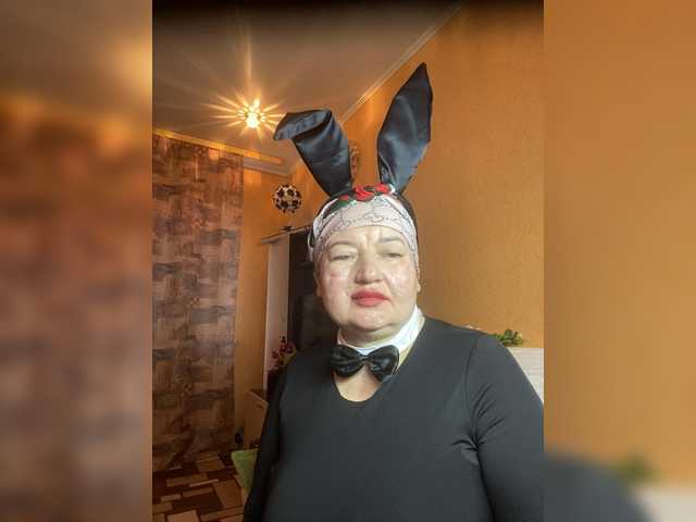 SVETIKBOMBOCHKA's BongaCams show and profile