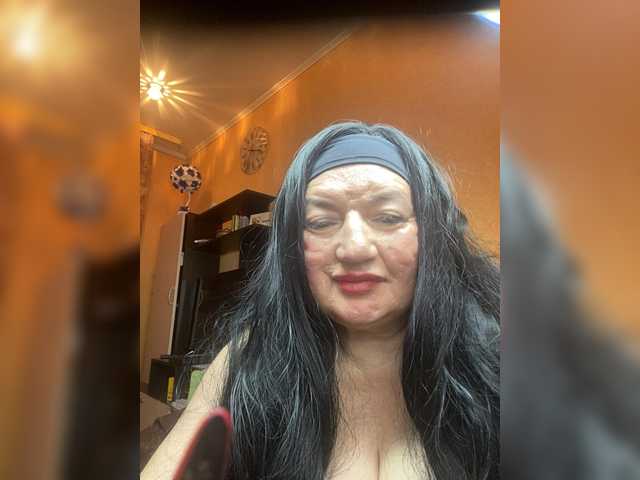 SVETIKBOMBOCHKA's BongaCams show and profile