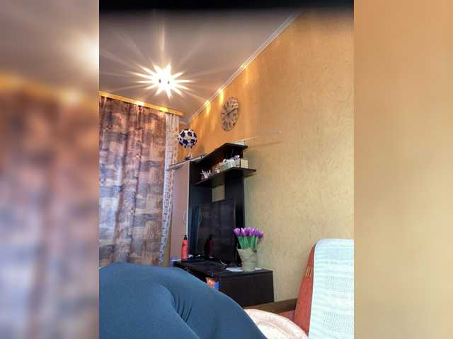 SVETIKBOMBOCHKA's BongaCams show and profile