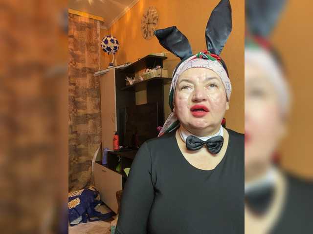 SVETIKBOMBOCHKA's BongaCams show and profile