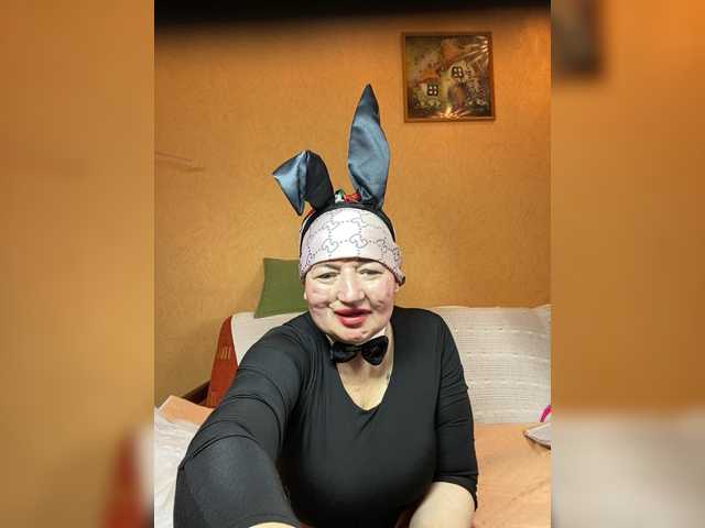 SVETIKBOMBOCHKA's BongaCams show and profile