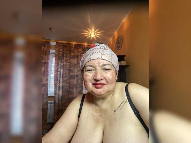 SVETIKBOMBOCHKA's BongaCams show and profile