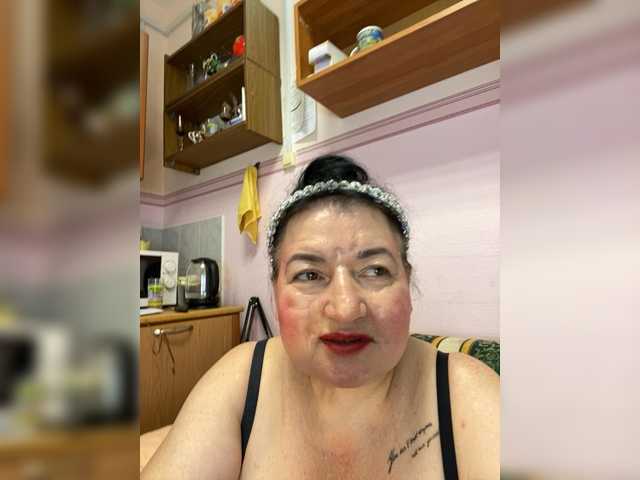 SVETIKBOMBOCHKA's BongaCams show and profile