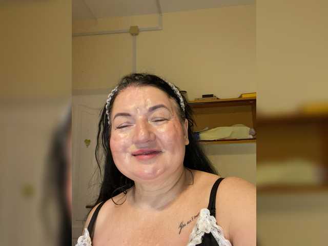 SVETIKBOMBOCHKA's BongaCams show and profile