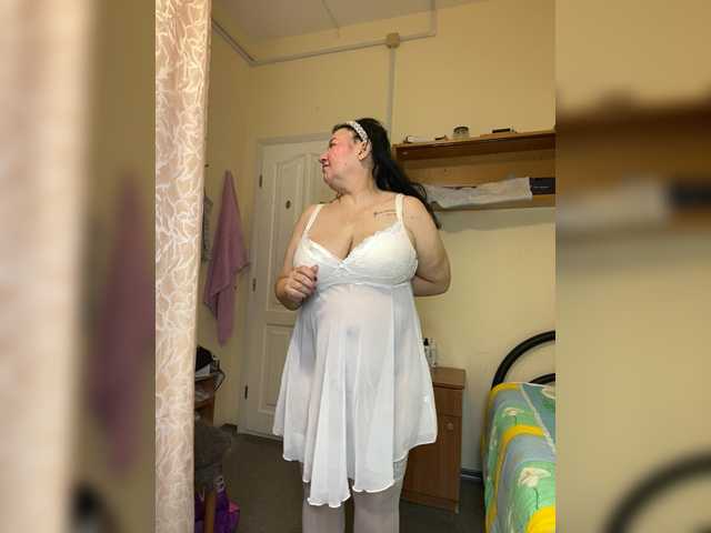 SVETIKBOMBOCHKA's BongaCams show and profile