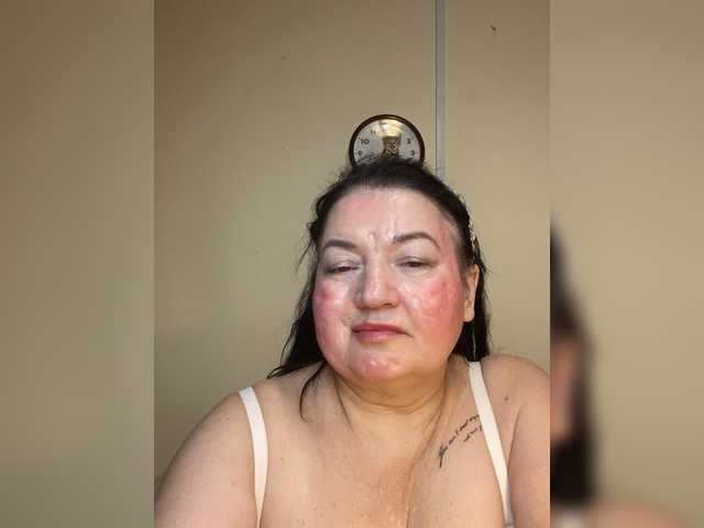 SVETIKBOMBOCHKA's BongaCams show and profile