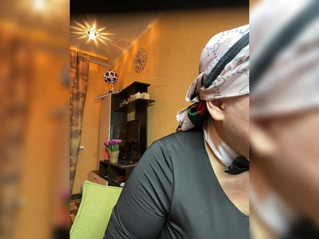 SVETIKBOMBOCHKA's BongaCams show and profile