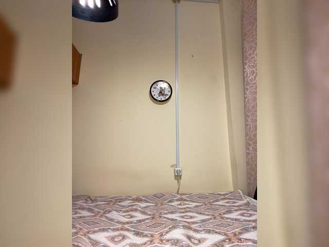 SVETIKBOMBOCHKA's BongaCams show and profile