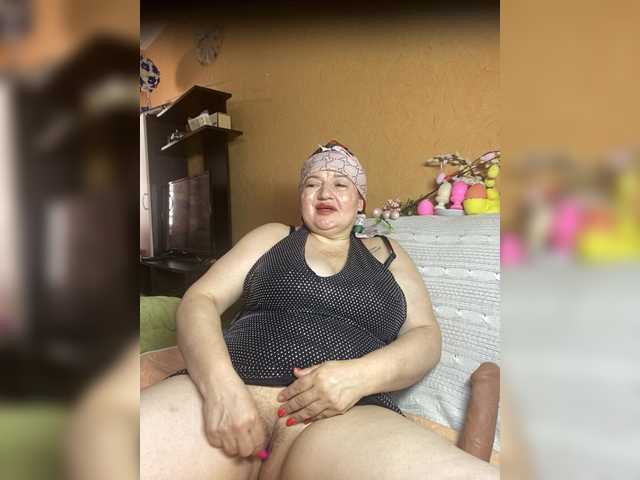 SVETIKBOMBOCHKA's BongaCams show and profile