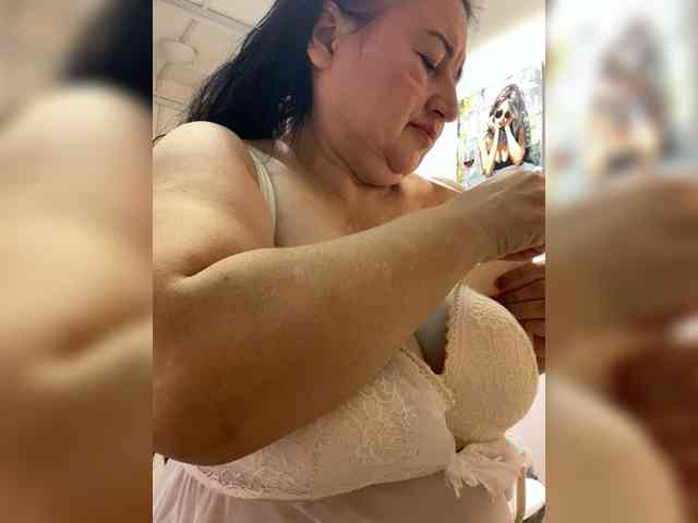 SVETIKBOMBOCHKA SVETIKBOMBOCHKA