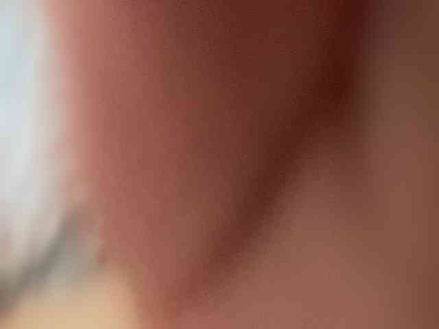 SVETIKBOMBOCHKA webcam