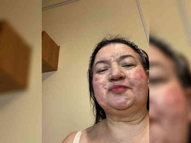 SVETIKBOMBOCHKA SVETIKBOMBOCHKA