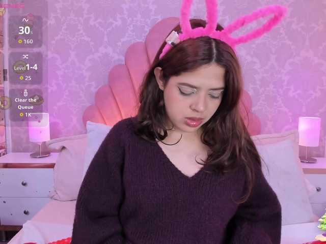 LiaCherry's BongaCams show and profile