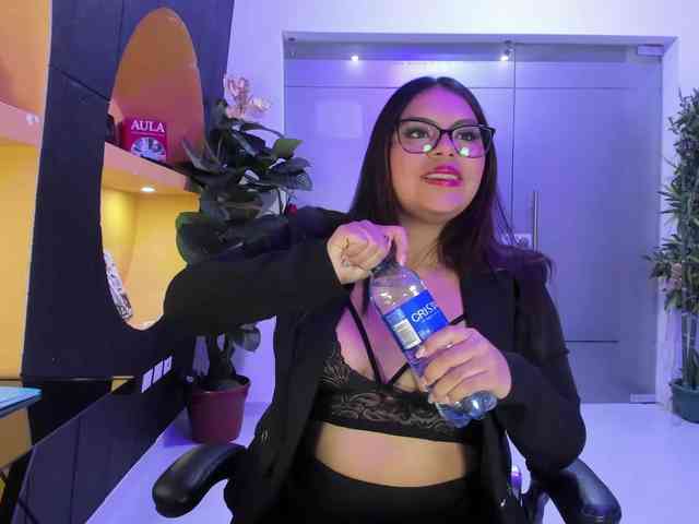 GiselJones Live Webcam on BongaCams