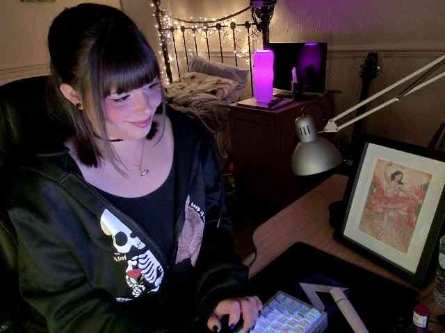 Lavenderrzz19 Live Webcam on BongaCams