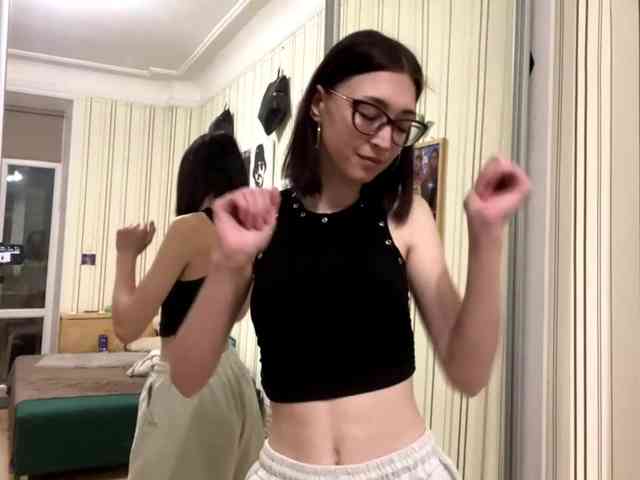 CherlynLinehan webcam